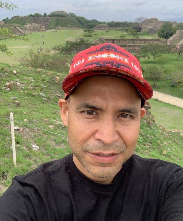 IMG 8143 Esteban Orozco 768x926